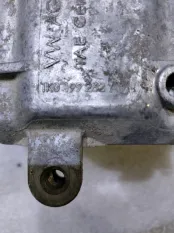 Опора двигателя Volkswagen Jetta 6