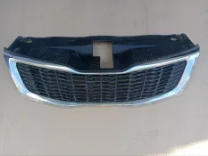 Решетка радиатора Kia Rio 3