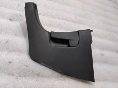 Накладка стойки Volkswagen Jetta 6