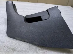 Накладка стойки Volkswagen Jetta 6