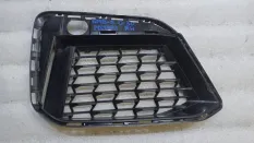 Решетка бампера BMW 5