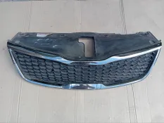 Решетка радиатора Kia Rio 3
