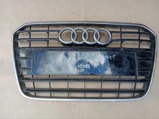 Решетка радиатора Audi A6