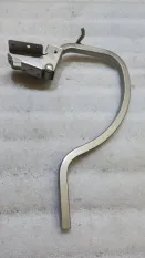 Петля крышки багажника Volkswagen Polo