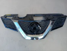 Решетка радиатора Nissan X-Trail