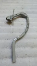 Петля крышки багажника KIA Quoris