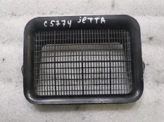 Воздухозаборник Volkswagen Jetta 6