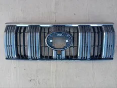 Решетка радиатора Toyota Land Cruiser Prado