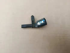 Датчик ABS Volkswagen Jetta 6