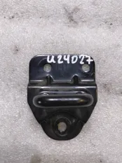 Ответная часть замка сиденья Hyundai i40