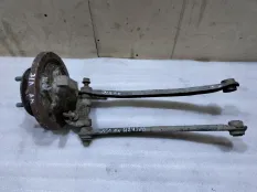 Кулак Hyundai Accent 2