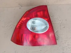 Фонарь Ford Focus 2