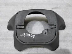 Кожух рулевой колонки нижний Toyota Camry XV40