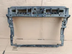 Рамка радиатора Volkswagen Tiguan 2