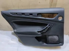 Обшивка двери Ford Mondeo 4