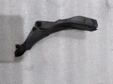 Уплотнитель жабо Toyota Camry XV40