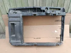 Рамка радиатора Citroen C3