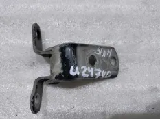 Петля двери нижняя Toyota Camry XV40