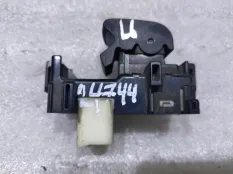 Кнопка стеклоподъемника двери Toyota Camry XV40