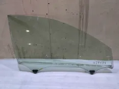 Стекло двери Toyota Camry XV40