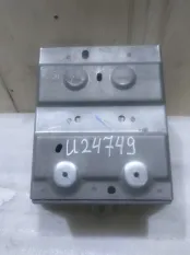 Кронштейн центральной консоли Toyota Camry XV40