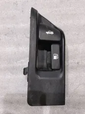 Кнопка открывания багажника Toyota Camry XV40