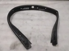 уплотнитель капота Toyota Camry XV40