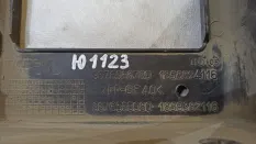 Рамка радиатора Peugeot 308