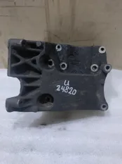 Кронштейн компрессора кондиционера Ford Focus 2