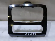 Рамка магнитолы Ford Focus