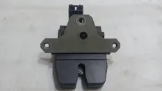 Замок двери багажника Ford Focus