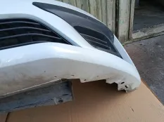 Бампер передний не оригинал Renault Logan 2