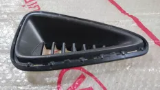 Решетка переднего бампера Toyota Camry