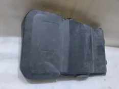 Крышка аккумулятора Ford Focus