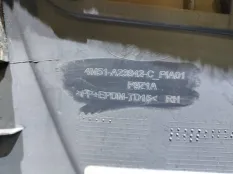 Обшивка двери Ford Focus