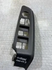 Накладка блока управления зеркалами KIA Cerato 3