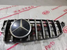 Решетка радиатора Mercedes-Benz C-class