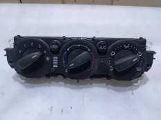 Блок управления печкой Ford Focus 3