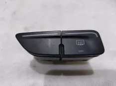 Кнопка обогрева заднего стекла Ford Focus 3