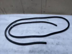 Уплотнитель двери Ford Focus