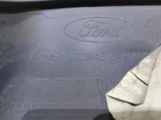 Обшивка двери Ford Focus