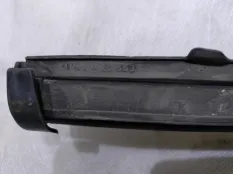 Уплотнитель стекла двери Ford Focus