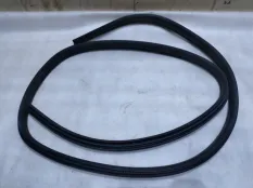 Уплотнитель двери Ford Focus 3
