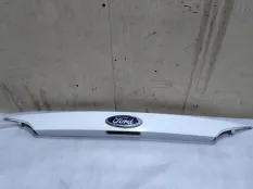 Накладка крышки багажника Ford Focus 3