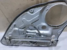 Стеклоподъемник Ford Focus