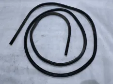 Уплотнитель двери Ford Focus