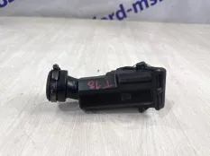 Патрубок интеркуллера VOLVO XC90 C71 D5244T18 2013