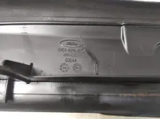 Дефлектор радиатора верхний FORD FOCUS 3 2013