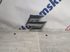 Эмблема SUZUKI SX4 ХЭЧБЭК M16A 2011