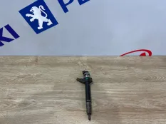 Форсунка топливная FORD TRANSIT P8FA 2009г